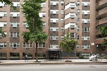 The Townsway at 145 East 27th Street in Kips Bay