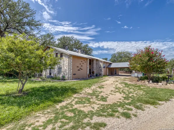 4983 Ranch Road 1051, Uvalde, TX 78801