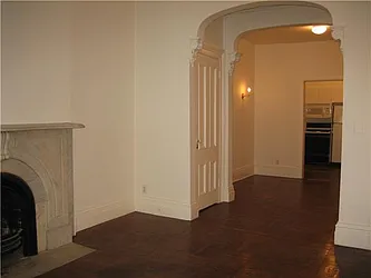 Rented by R New York