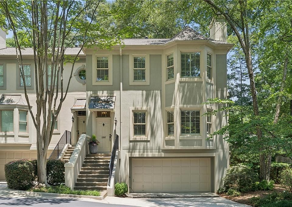 1st image of 1207 Brookhaven Park Pl