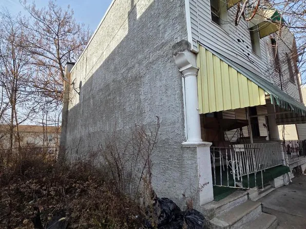 872 N 46th St, Philadelphia, PA 19139