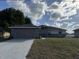 3207 36th St SW, Lehigh Acres, FL 33976