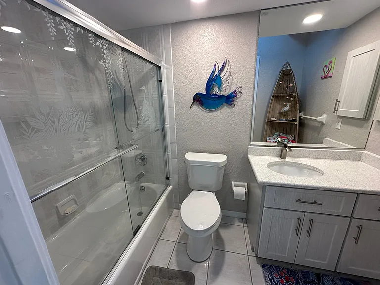 603 Rotonda Cir — Photo 25