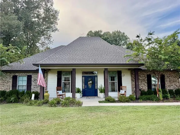 405 Sky Blue Dr, Pineville, LA 71360