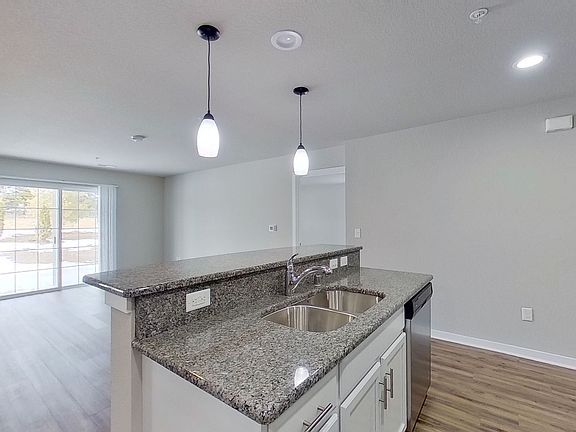 5th image of 1777-1779-1815 American Eagle Dr #25