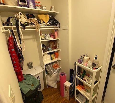4th image of 1441 W Howard St APT 505