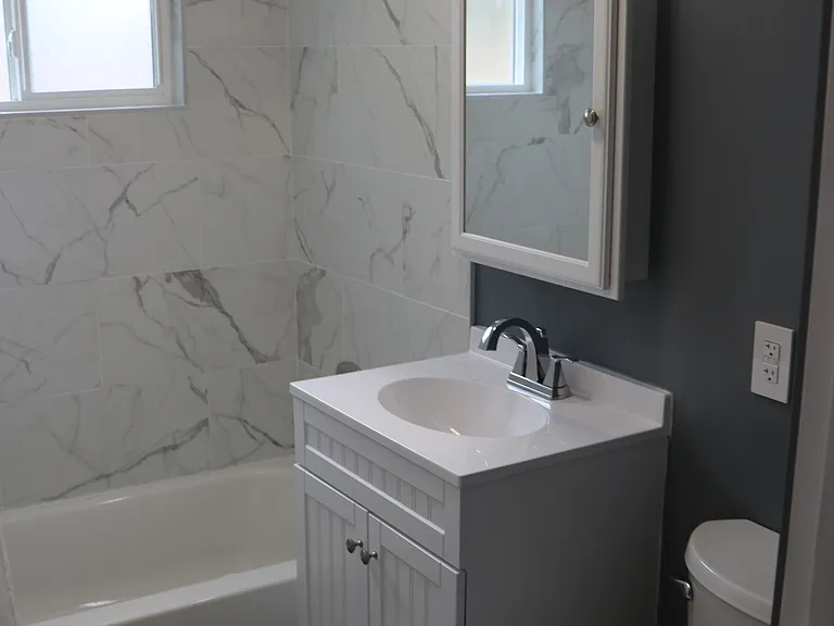 321 Elmwood Dr — Photo 12