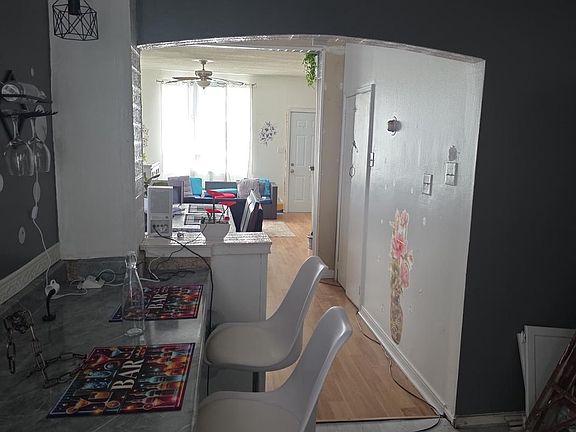 5th image of 5041 Duffield St