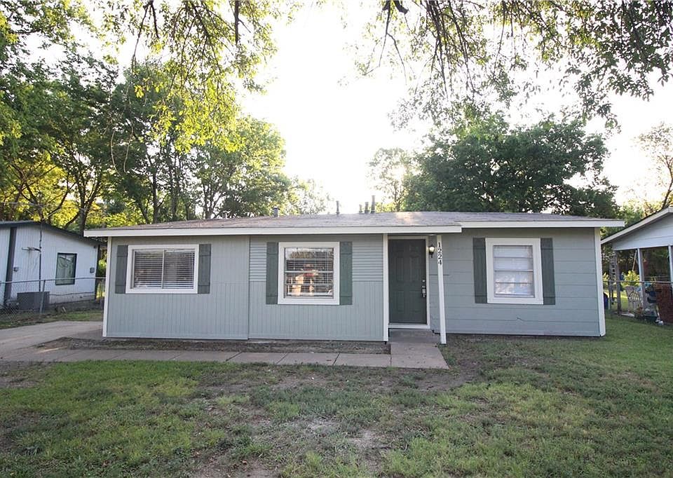 1st image of 1224 Crest Park Dr