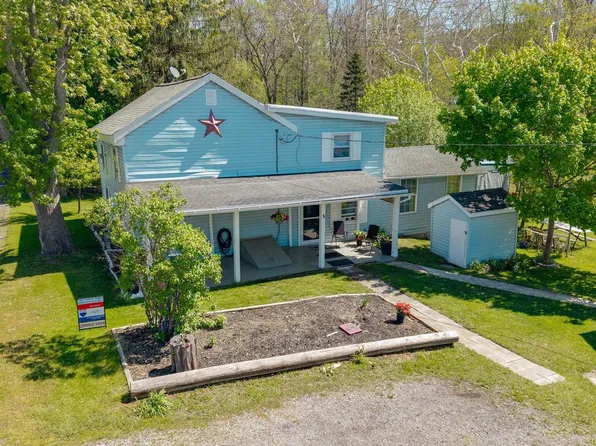 7018 Path Valley Rd, Fort Loudon, PA 17224