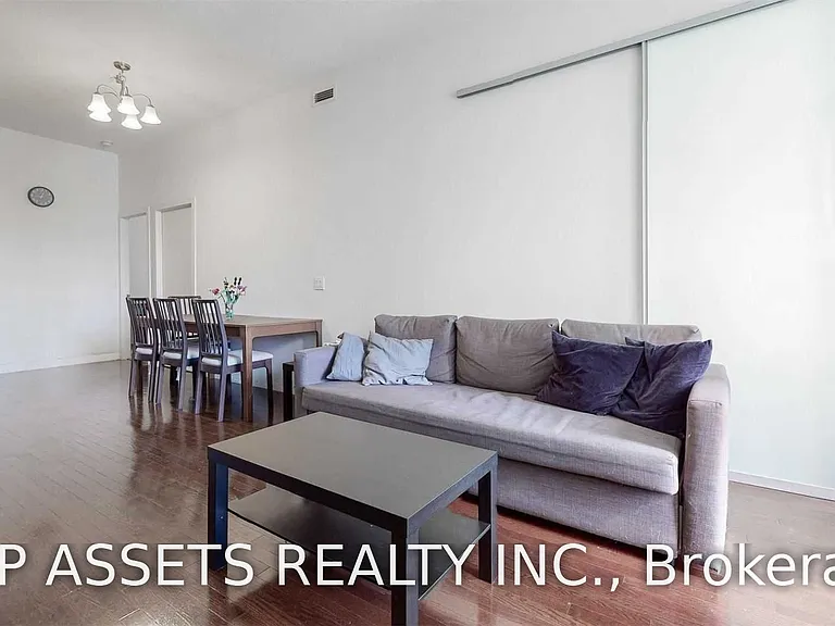 770 Bay St #1202 — Photo 36