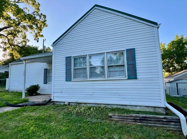 105 Pleasant Street #W, Mt Vernon, MO 65712