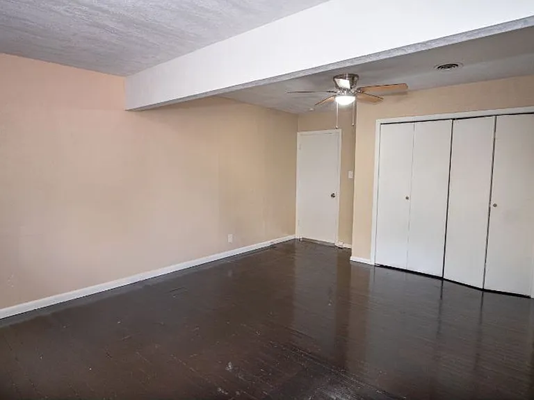 406 Como St — Photo 13