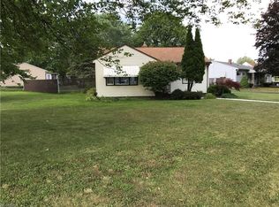 3530 Kirk Rd, Youngstown, OH 44511