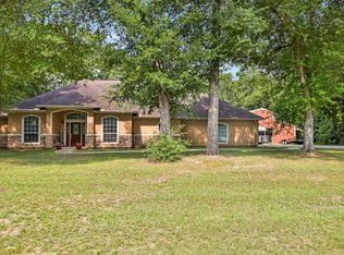 17207 Horseshoe Way, New Caney, TX 77357