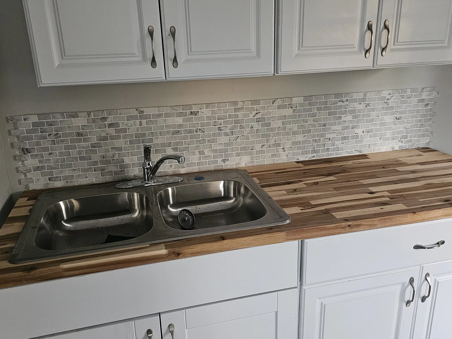 3 bed, 1000 sqft, $1,200 — Photo 3