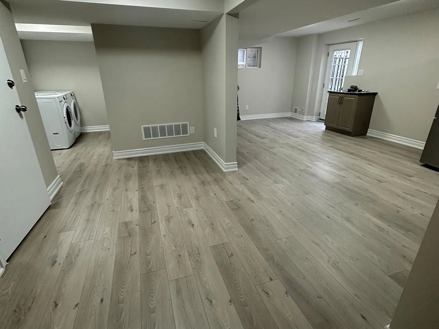 2 bed, $2,350 — Photo 4