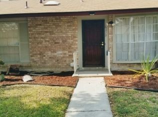 6519 Spring Lark Dr, San Antonio, TX 78249