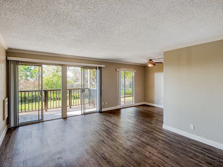 Waterview — Photo 12