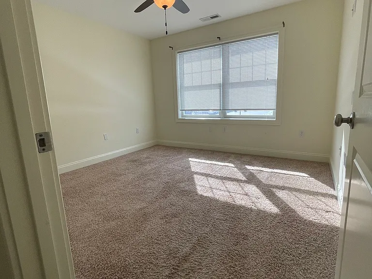 157 W Main St #4 — Photo 12