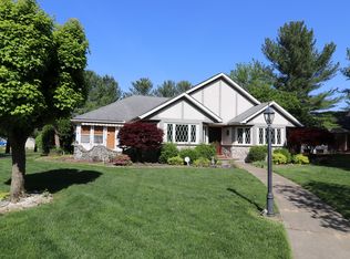 91 White Oak Dr, Batesville, IN 47006