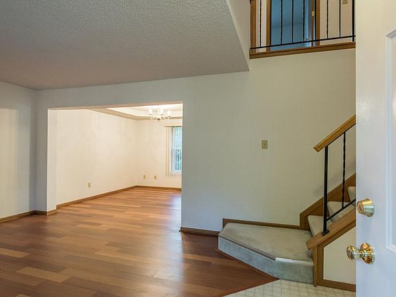3rd image of 4644 Brownstone Dr