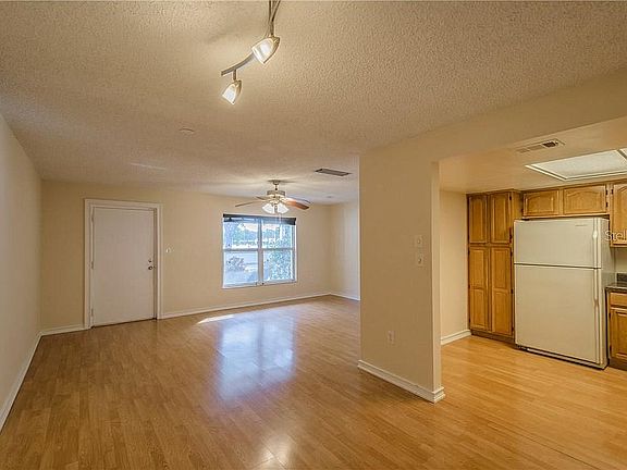 5th image of 8326 Dr Martin Luther King Jr St N