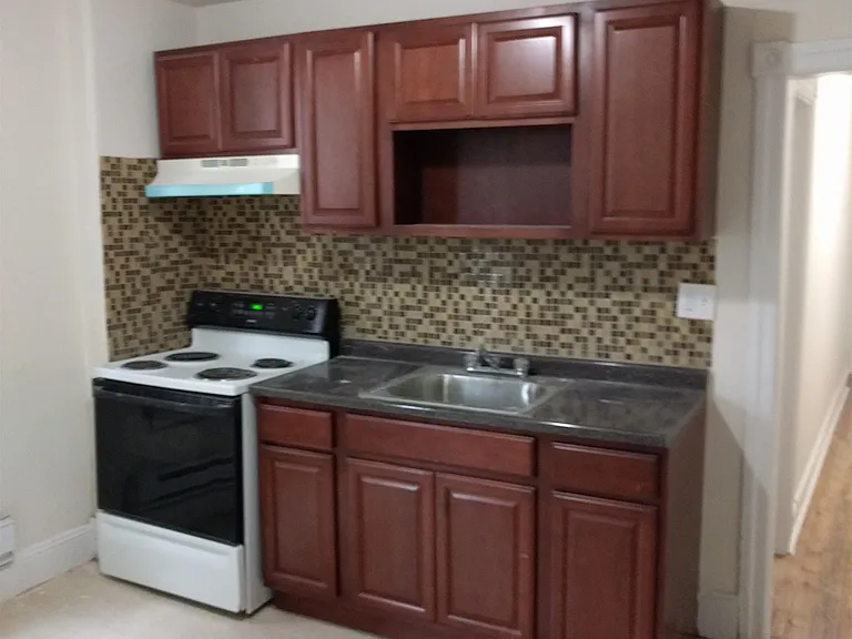 6012 Irving St #2 — Photo 12