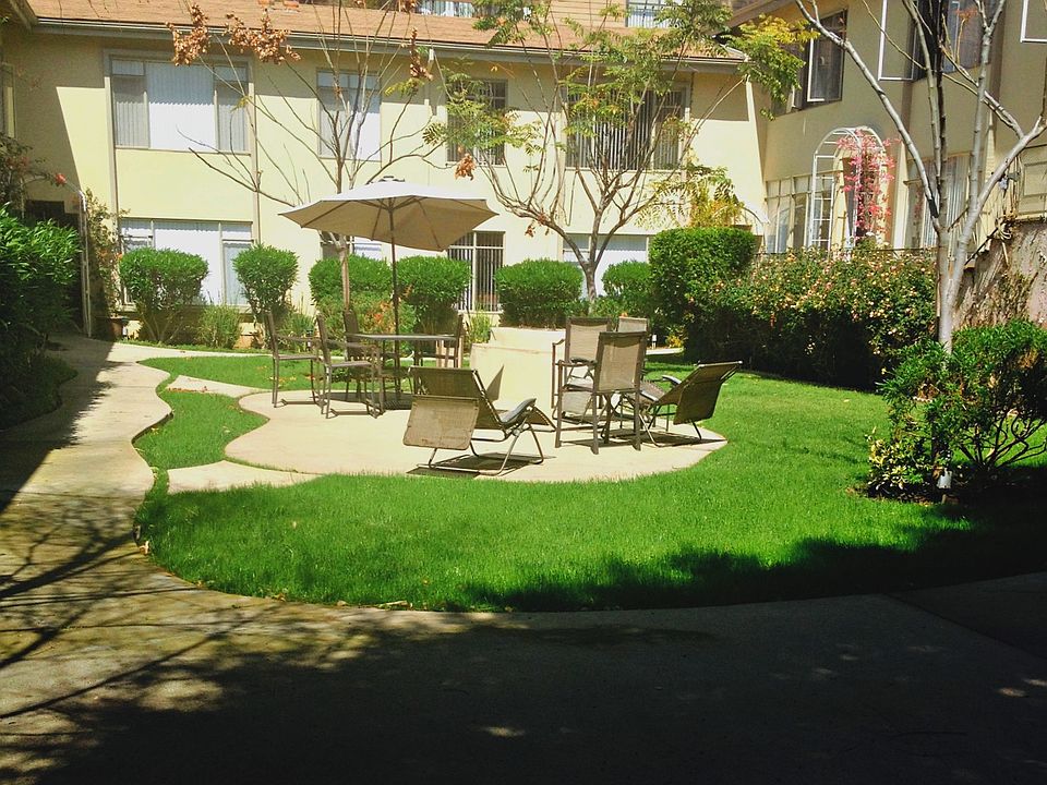 1st image of 11617 Gorham Ave #38