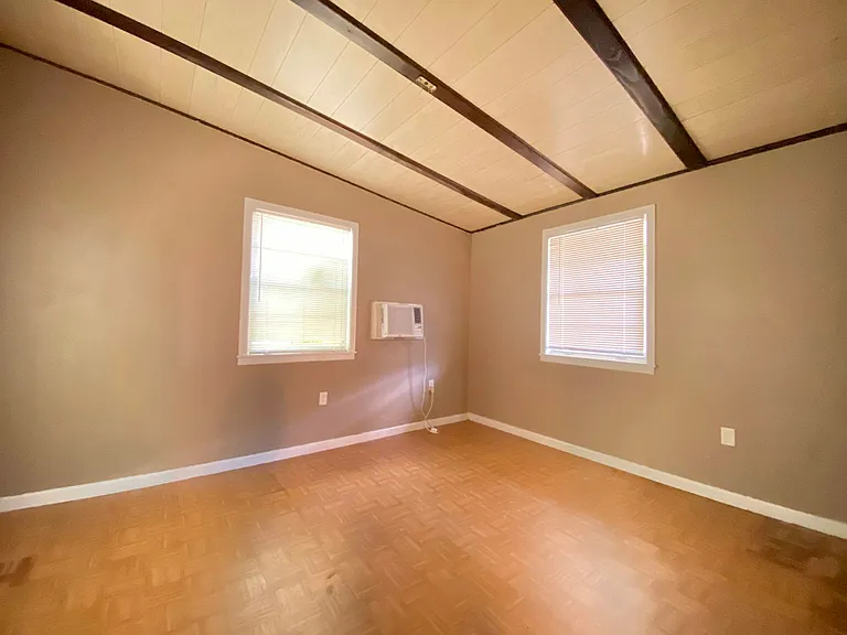 1008 Meadows Ave #C — Photo 11