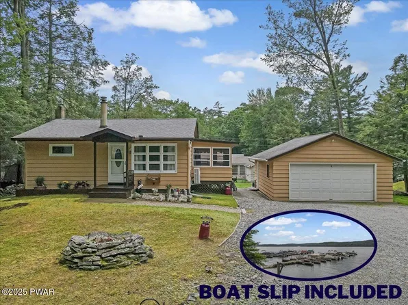 117 Purdytown Rd, Lakeville, PA 18438