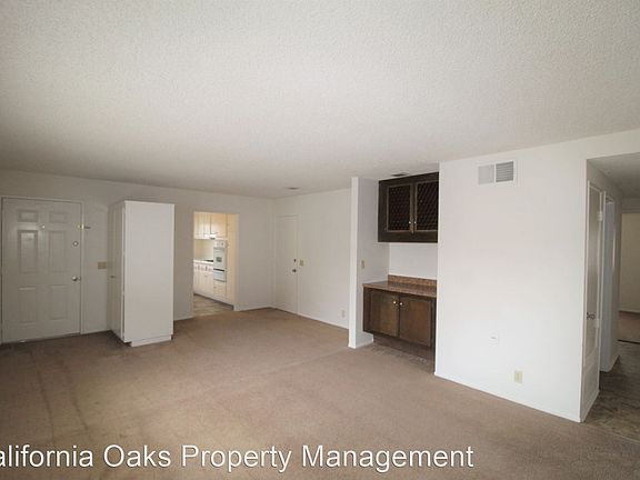 5th image of 9403 El Cajon St