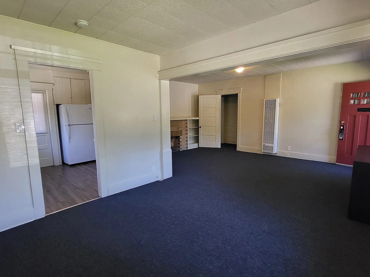 3 bed, 1000 sqft, $3,475 — Photo 4