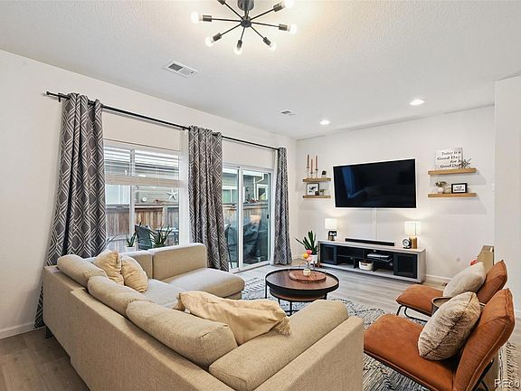 5th image of 14700 E 104th Avenue #1103