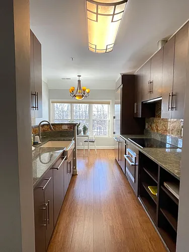 2115 Ganton Grn Photo 1