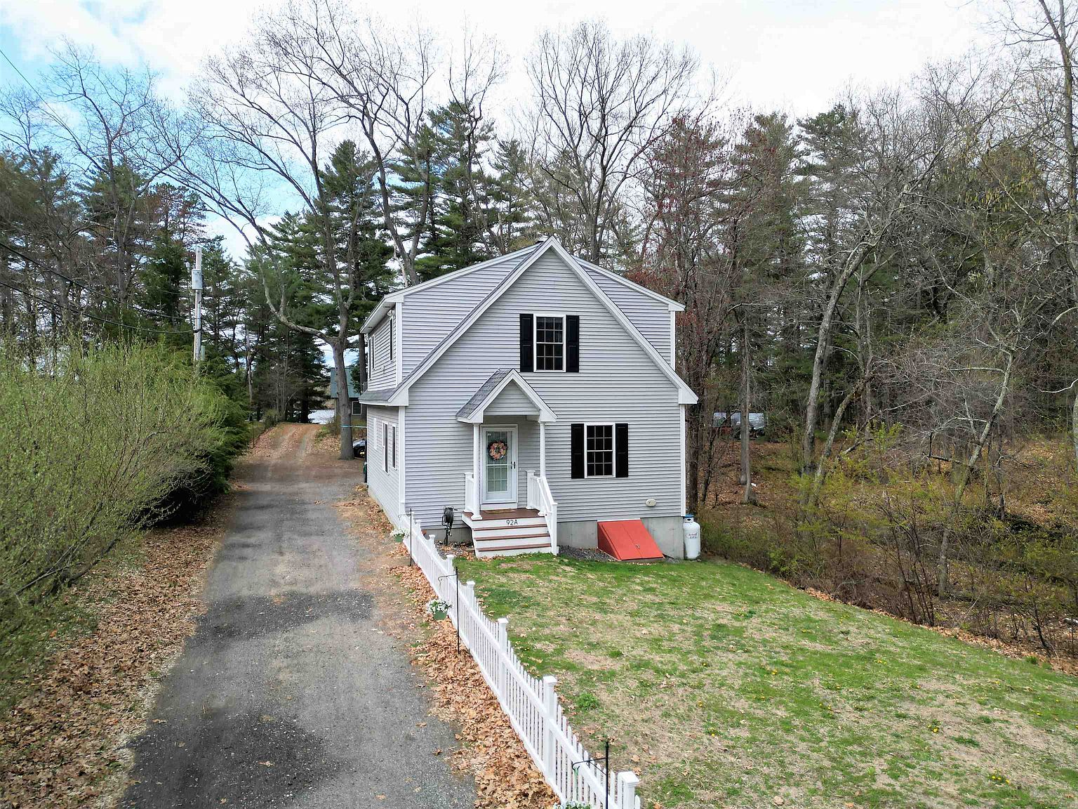 92 A Main Street, East Hampstead, NH 03826 Zillow