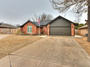 2109 Timberview Dr, Edmond, OK 73013