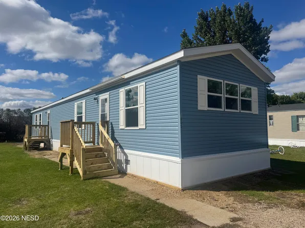 1805 2nd St SW, Watertown, SD 57201