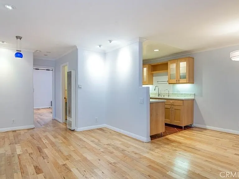 2311 4th St #221 — Photo 3