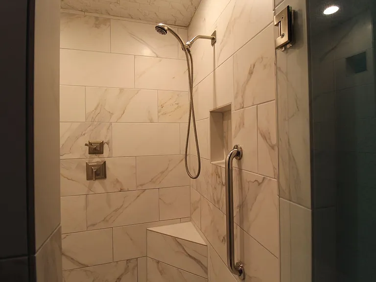 3215 Charlotte St — Photo 22
