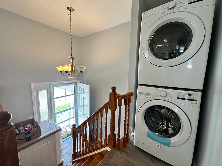 109 Manila Ave #2 — Photo 12