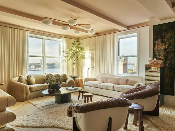 393 West End Avenue image 1 of 25