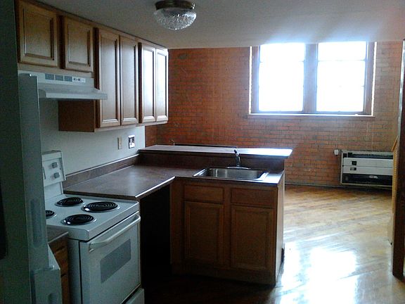 5th image of 727 W Grand Blvd APT 340