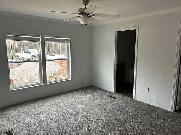 Plush bedroom carpet 