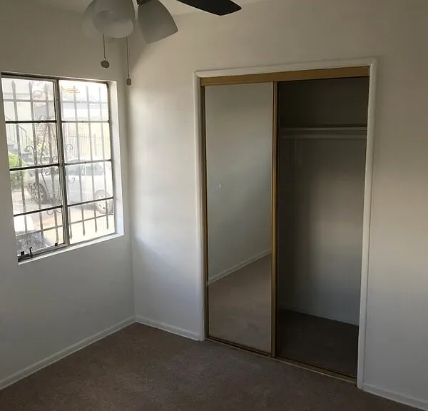 7857 Crenshaw Blvd — Photo 13