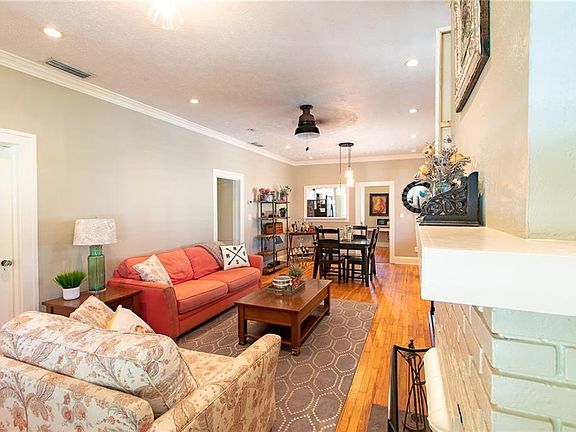 5th image of 2736 Herschel St