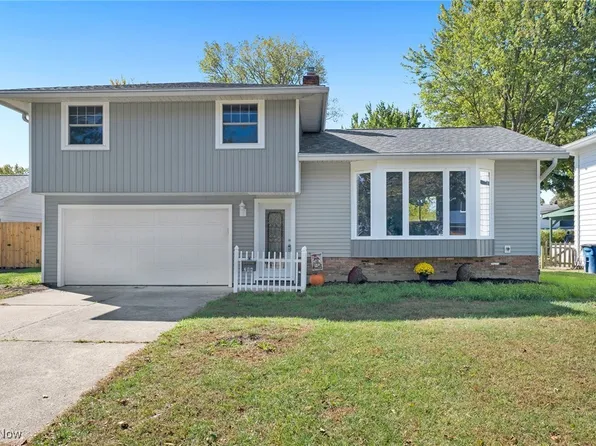 284 E Overlook Dr, Eastlake, OH 44095