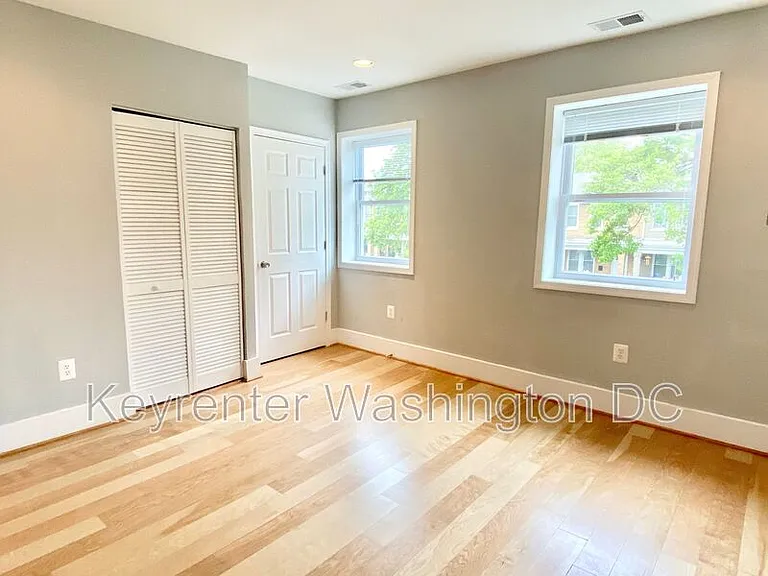 1715 Montello Ave NE #2 — Photo 7