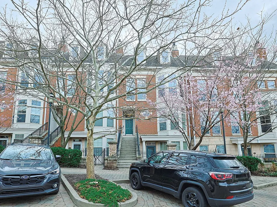 215 Stetson St