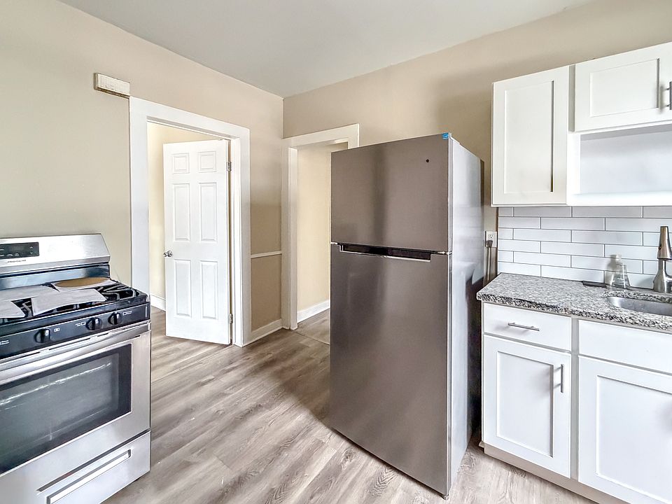 1st image of 20 Judson Ave #3